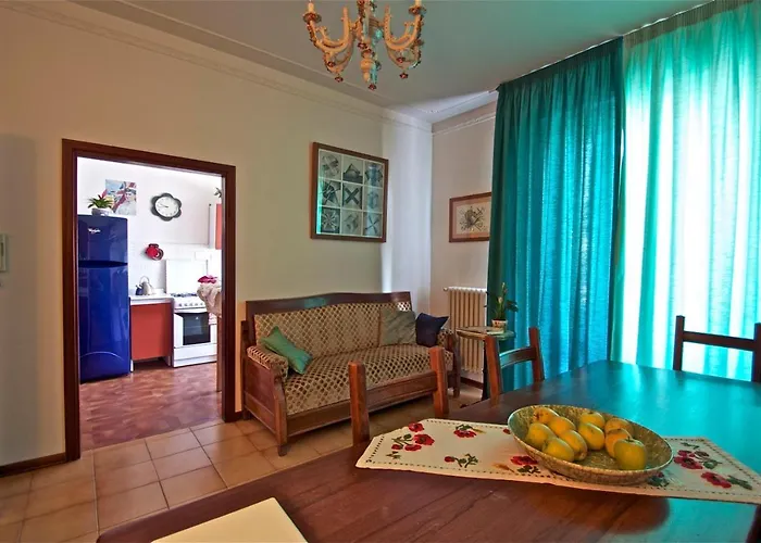 Affittacamere La Casa Di Elide