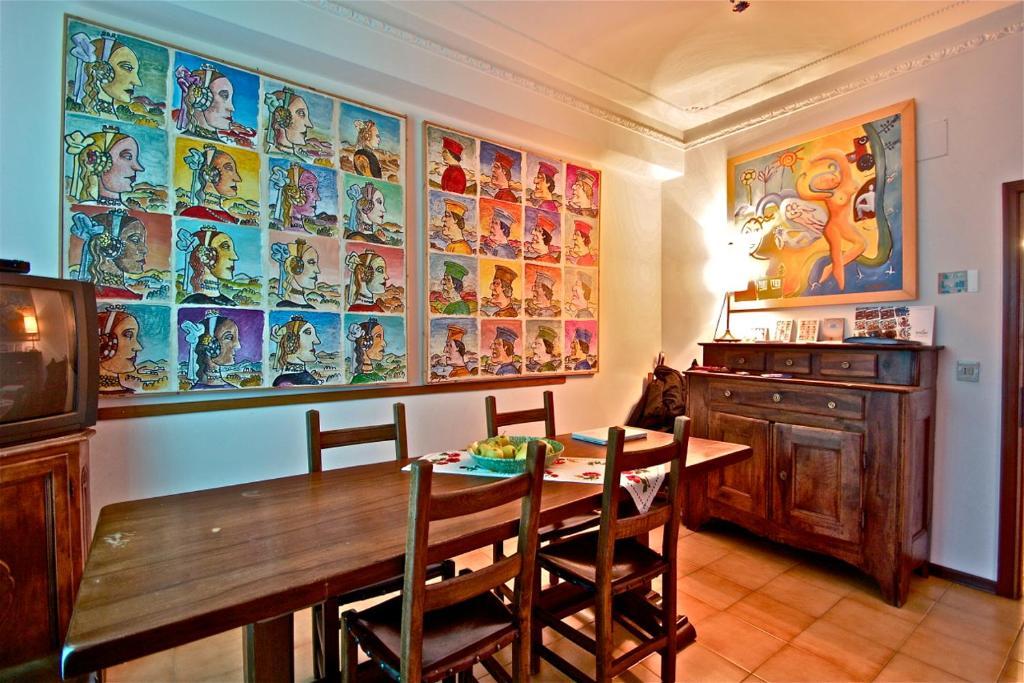 La Casa Di Elide Guest house